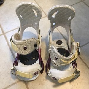 Snowboard bindings